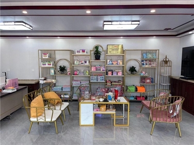 國(guó)貨之光“萬(wàn)潔針紡織品” 潔凈萬(wàn)物，潔享健康，開辟化妝品零售新篇章